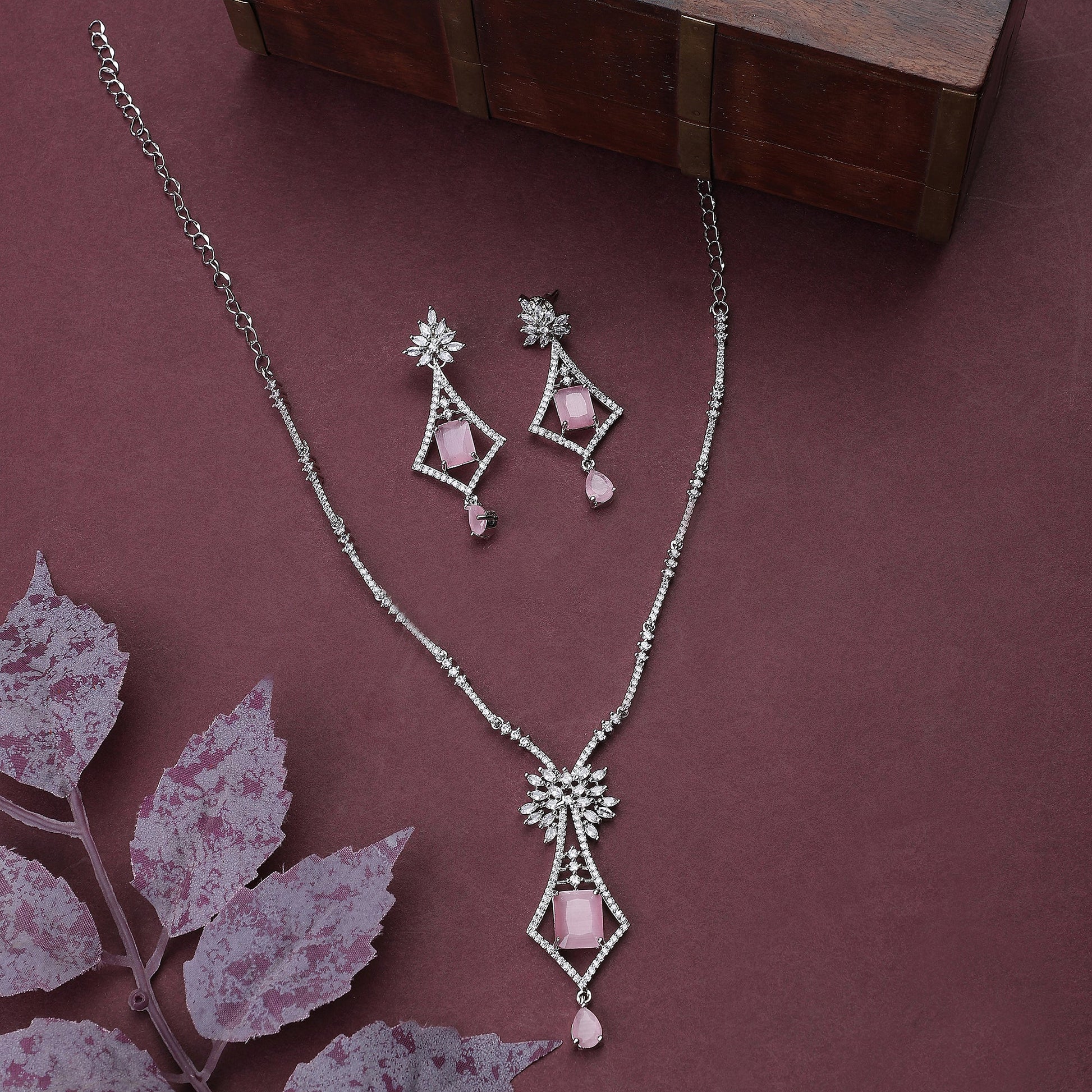 Opal Touch - Locket Necklace Set -