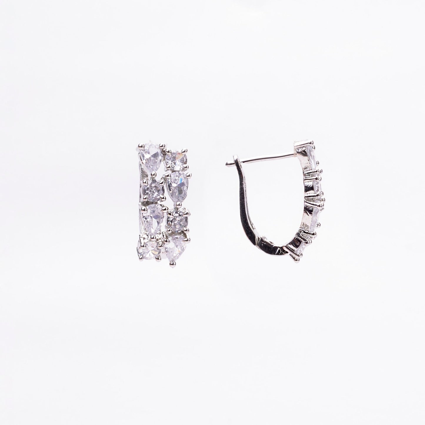 Opal Touch - Luminescent White Studs - Studs