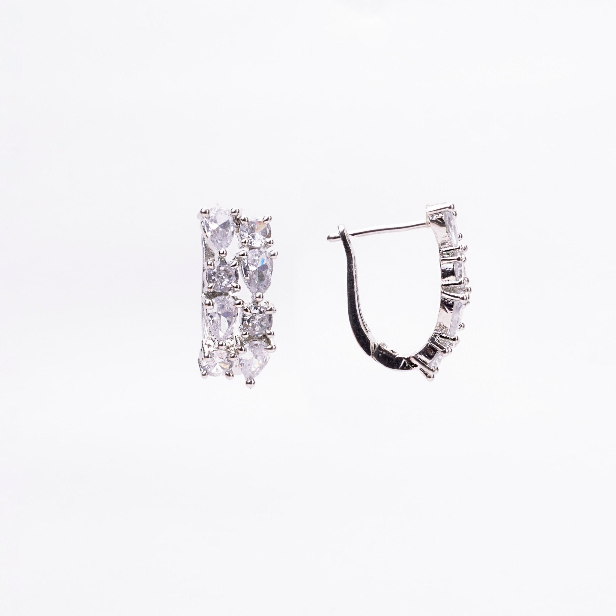 Opal Touch - Luminescent White Studs - Studs