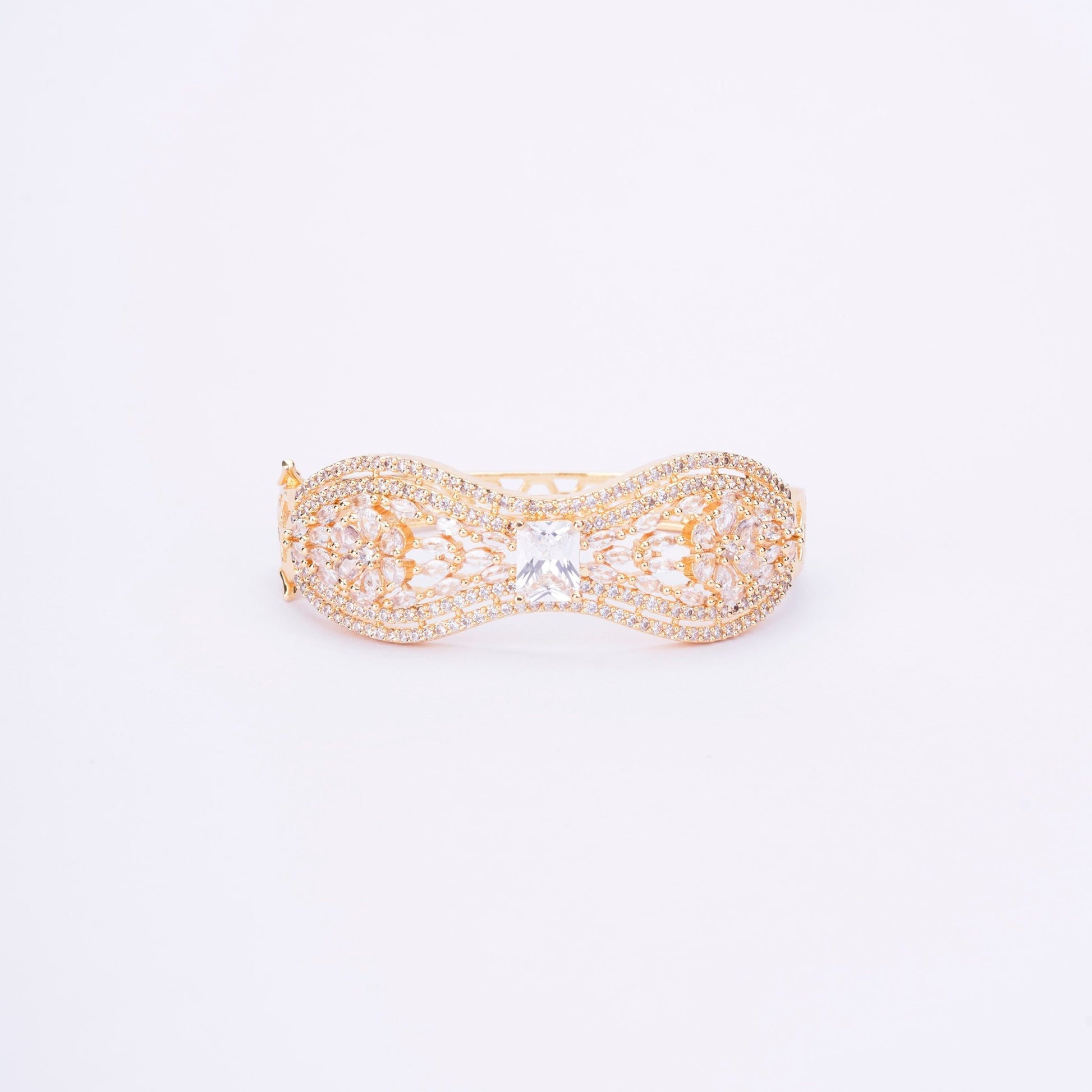 Opal Touch - Luminous Frost Bracelet - Bracelet