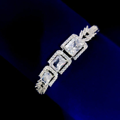 Opal Touch - Luminous White Rhodium Bracelet - Bracelets