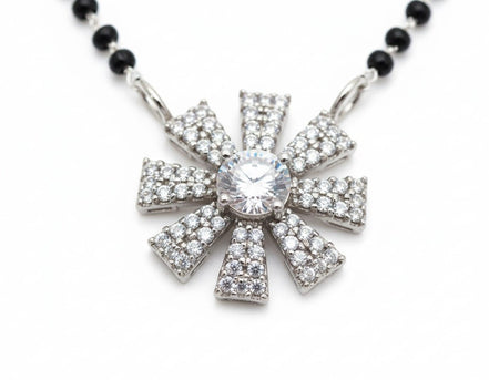 Lunar Glow Mangalsutra - Opal Touch
