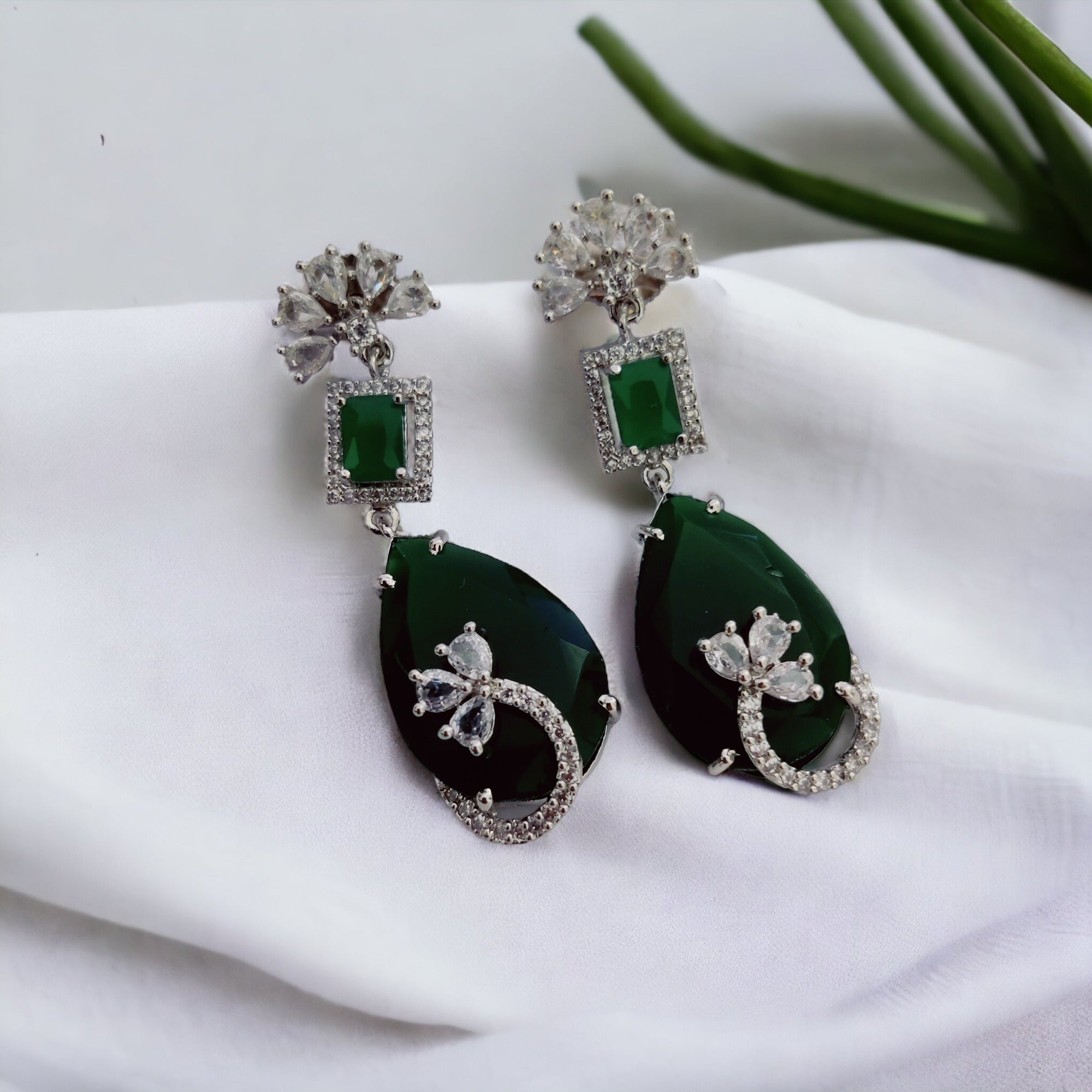 Opal Touch - Minty Blush Blossom Earrings - Earrings
