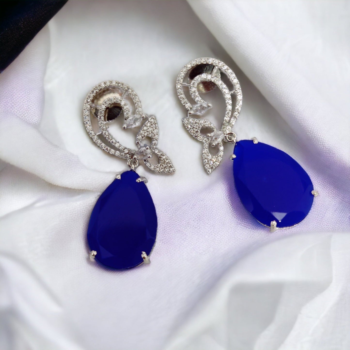 Opal Touch - Minty Enchantment Earrings - Earrings