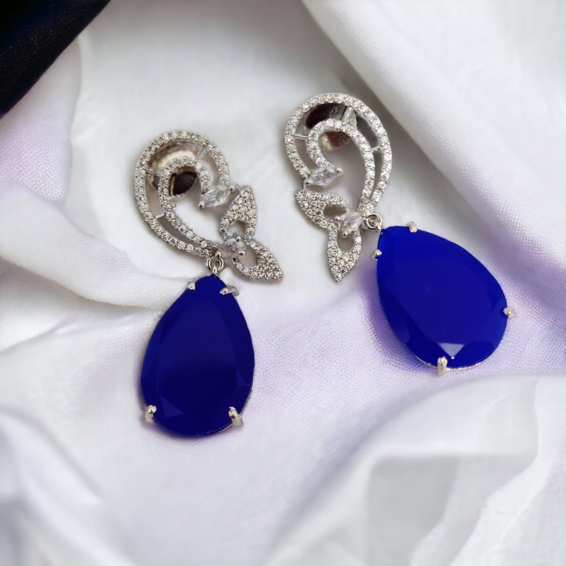 Opal Touch - Minty Enchantment Earrings - Earrings