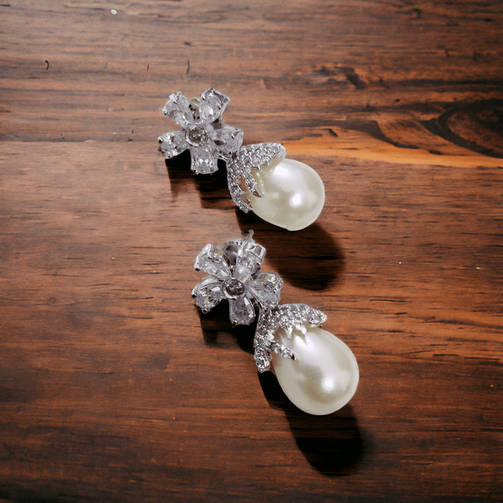 Opal Touch - Mystic Garden Earrings in Rhodium Green-White - Earrings