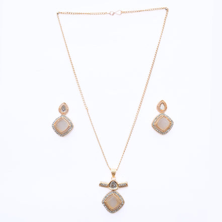 Locket Set - Ornate Elegance Gold Plated Locket Set - Opal Touch