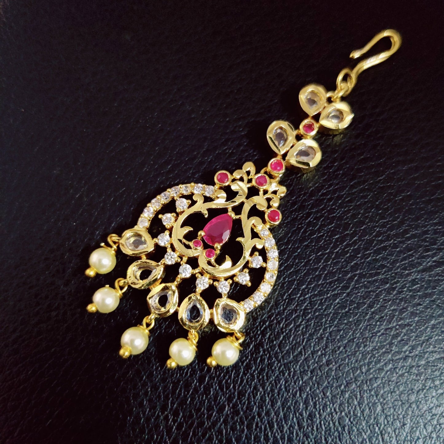 Opal Touch - Pearl Dewdrop Red-White Tika - Tika