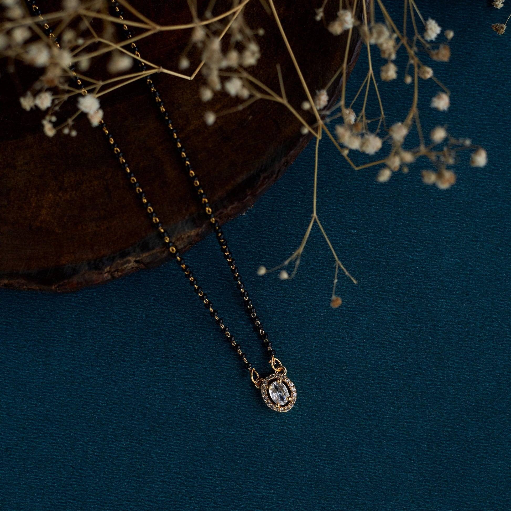 Mangalsutra - Precious Gleam Mangalsutra - Opal Touch