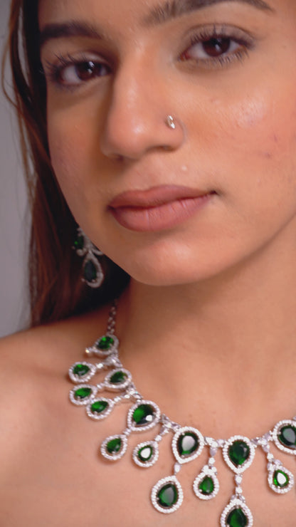 Enchanted Emerald Elegance Necklace in Rhodium