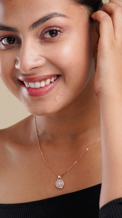 Chic Rose Gold Locket Set with Heart-Shaped Pendant