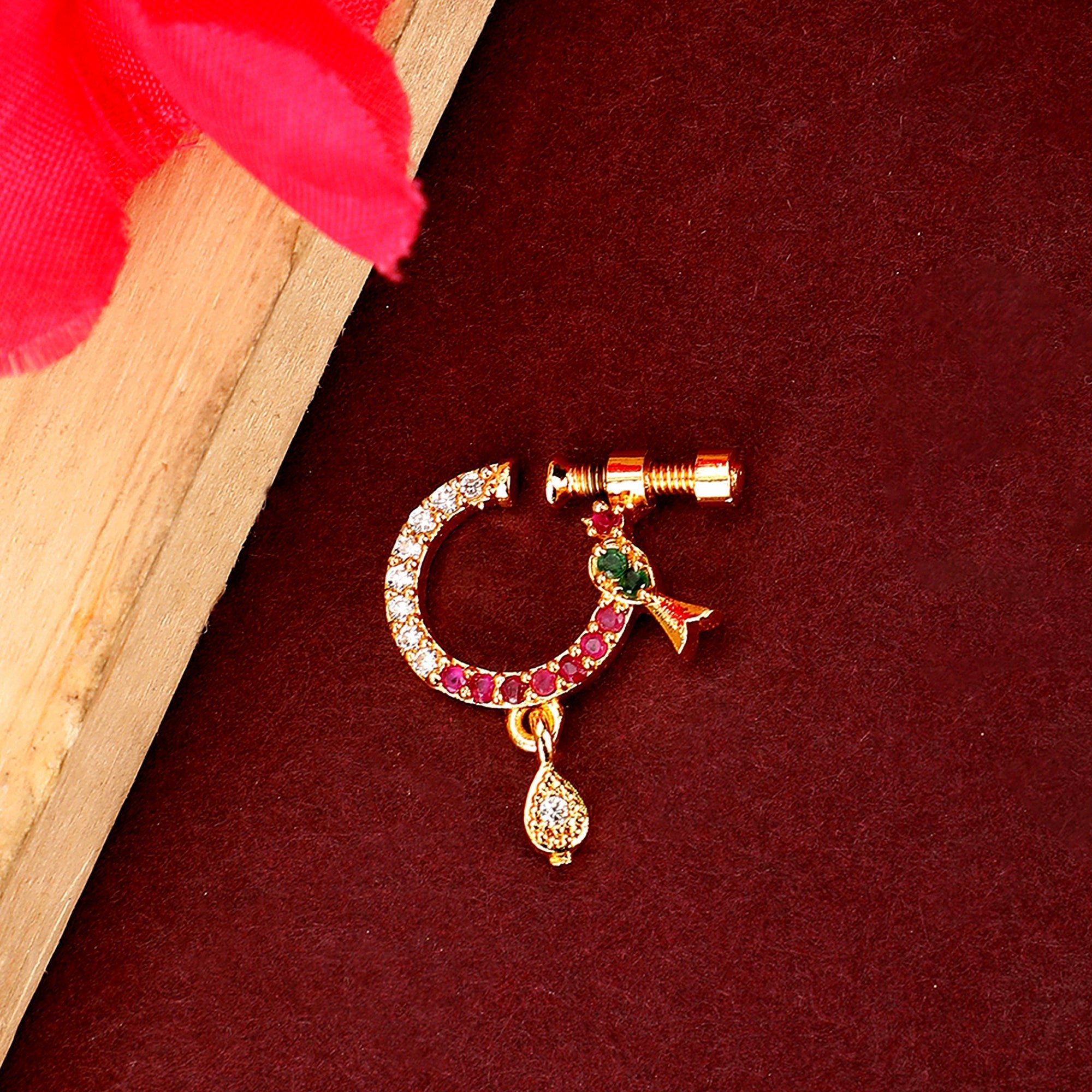 Opal Touch - Red-Green Gold Nose Pin - Nose pin