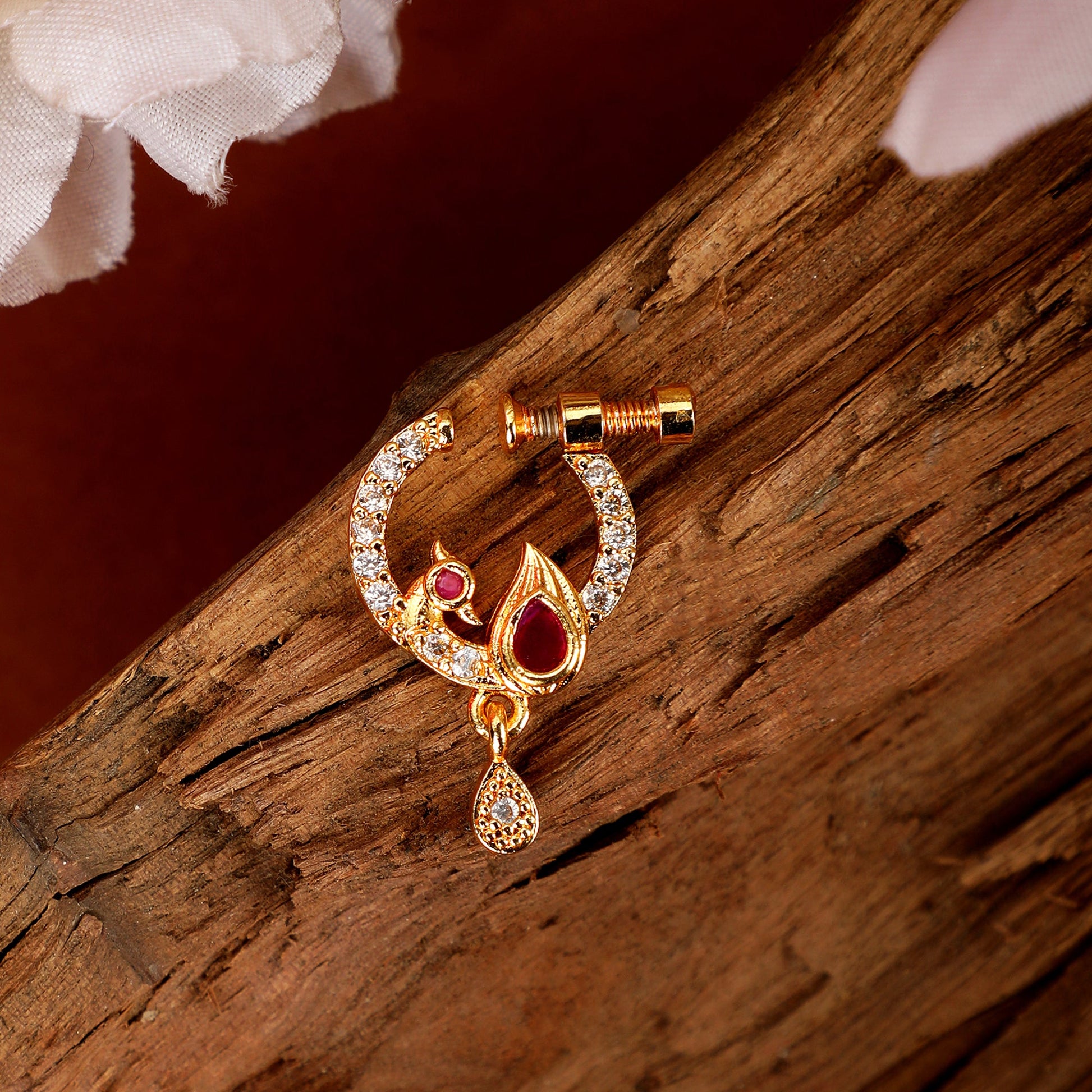 Opal Touch - Red-White Gold Nose Pin - Nose pin