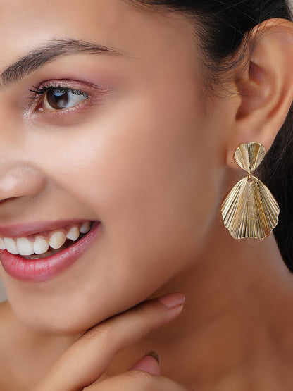 Earrings - Scallop Gold Plated Earrings - Opal Touch