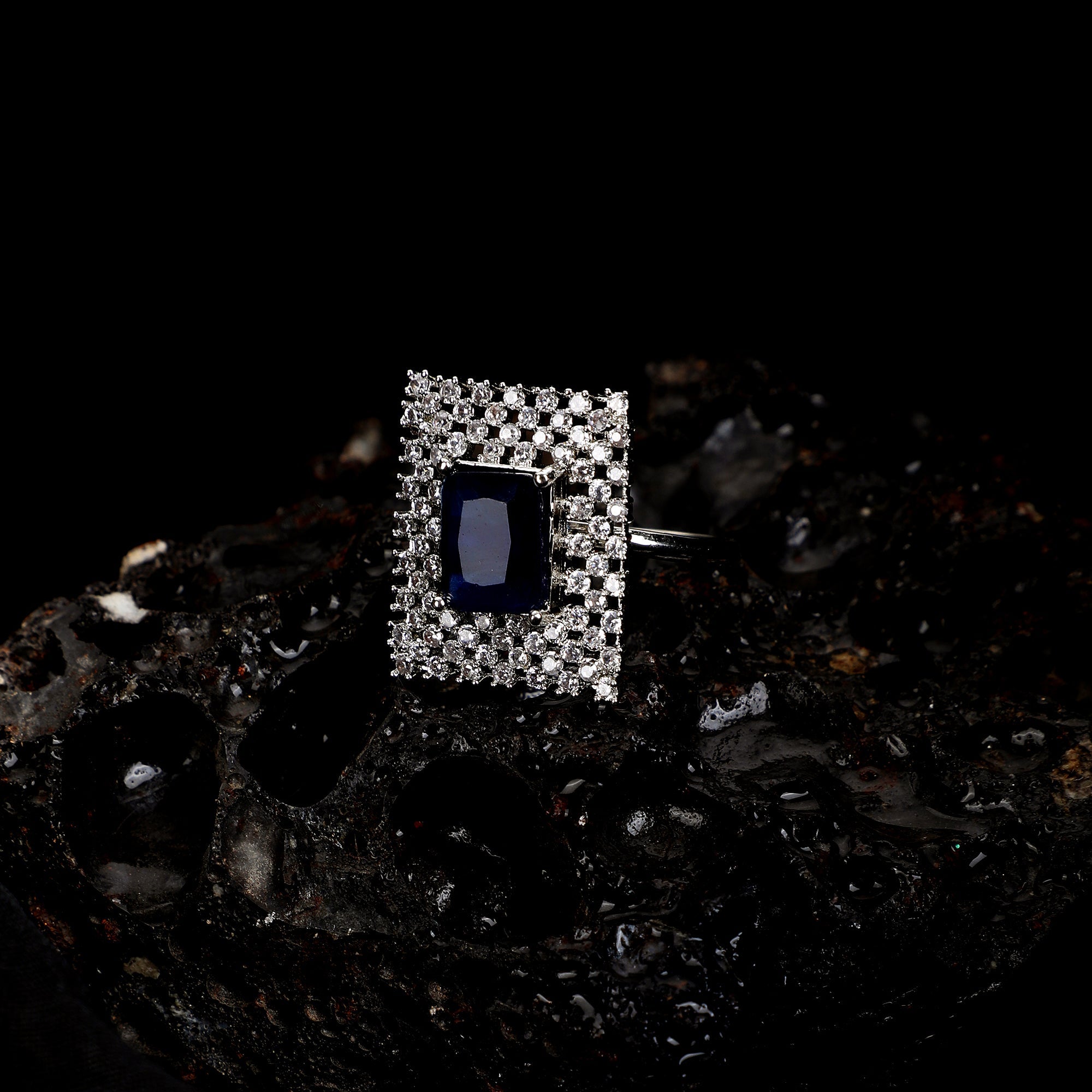 Opal Touch - Snowflake Glow Brass Ring -