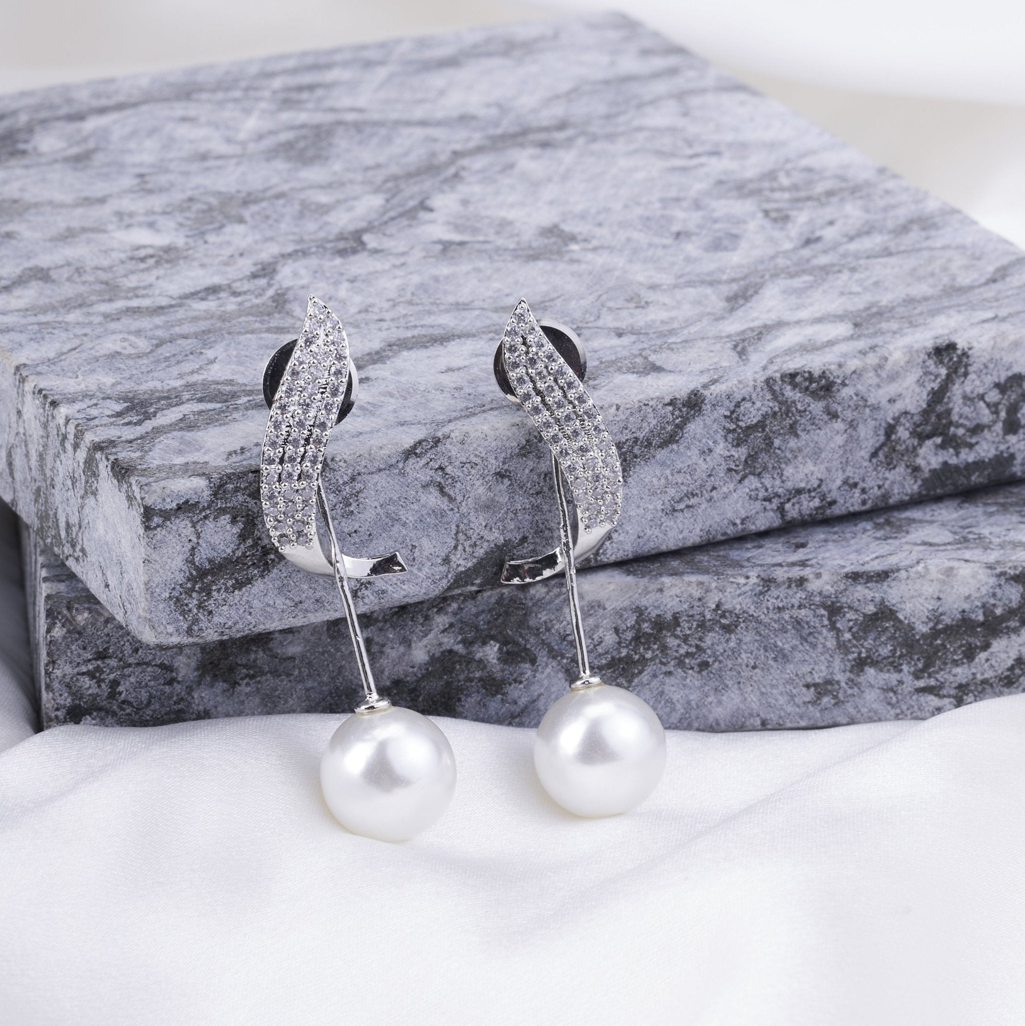 Opal Touch - Sparkling Brilliance Earrings - Earrings