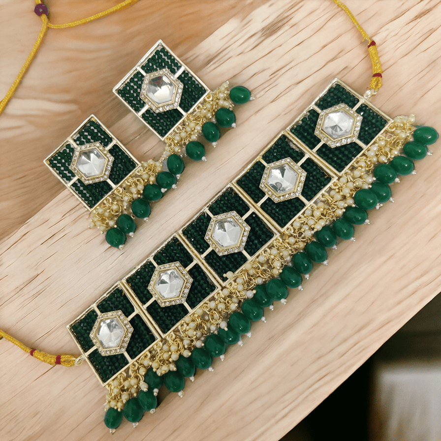 Opal Touch - Stylish Chocker Necklace Set With Pearls - Necklace