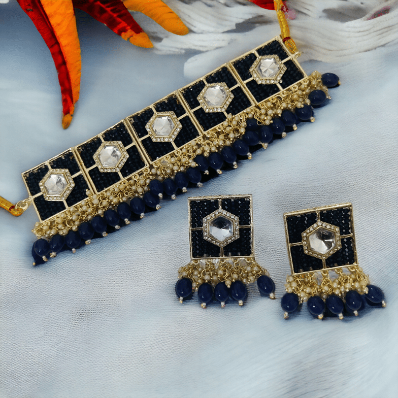 Opal Touch - Stylish Chocker Necklace Set With Pearls - Necklace