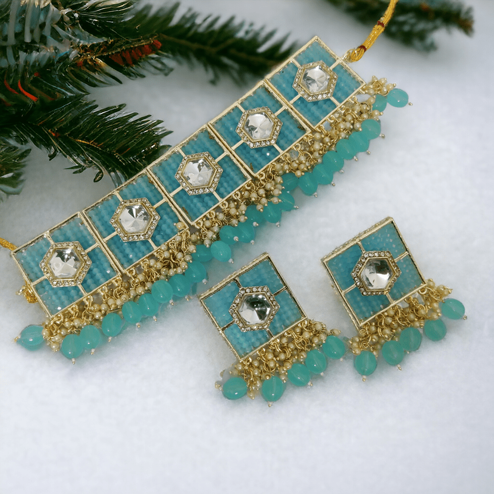 Opal Touch - Stylish Chocker Necklace Set With Pearls - Necklace