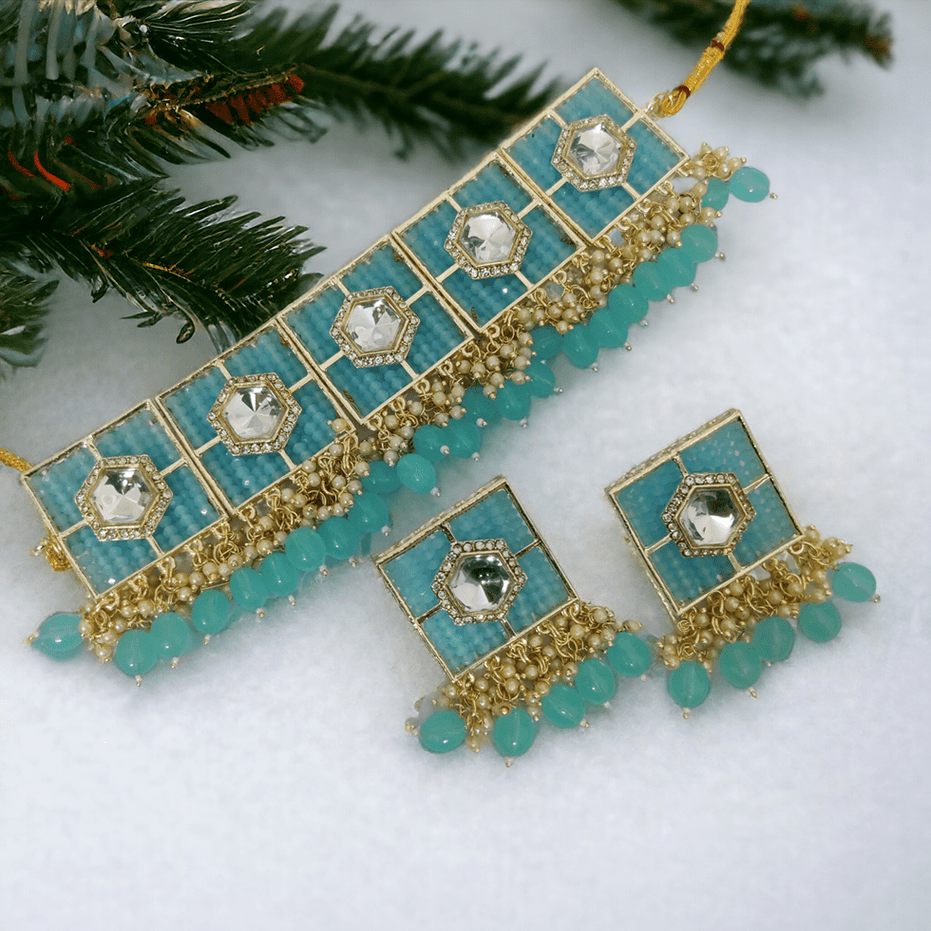 Opal Touch - Stylish Chocker Necklace Set With Pearls - Necklace