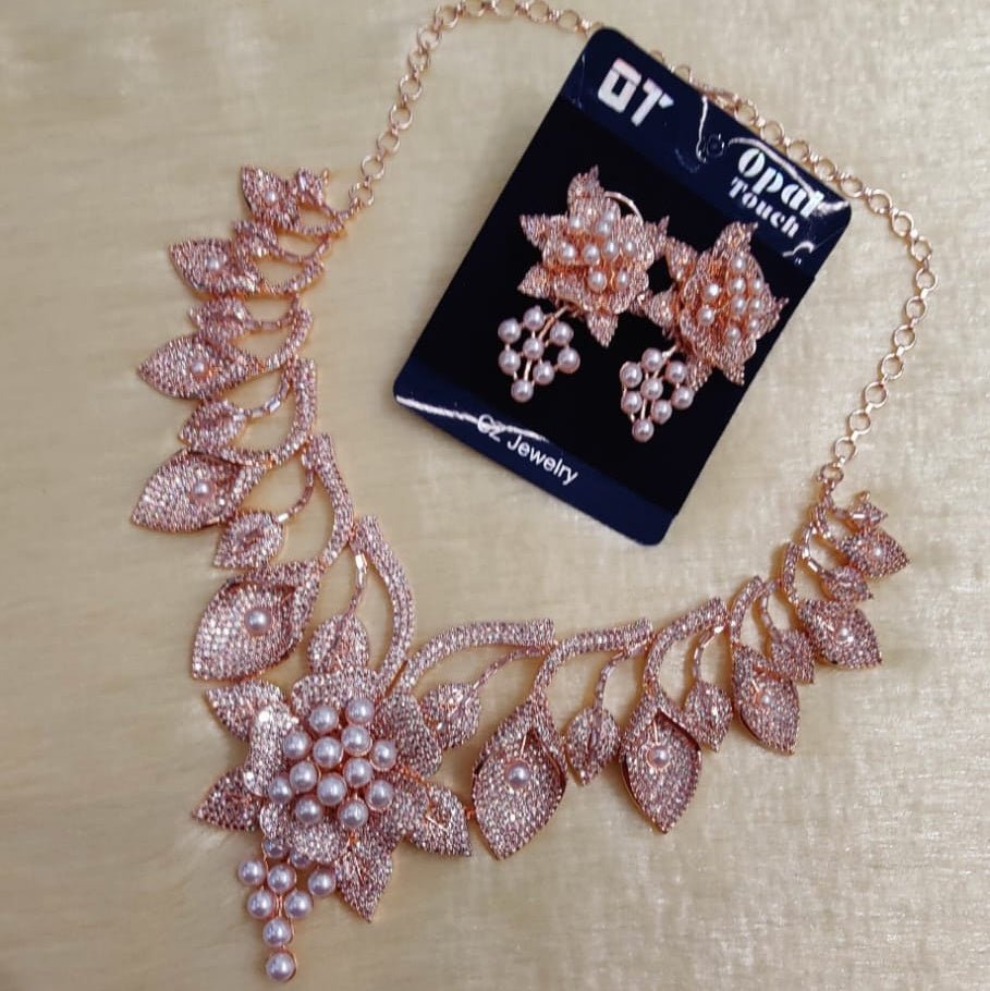 Opal Touch - Timeless Flower Petals Rose Gold Necklace - Necklace