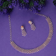 Opal Touch - Timeless Pearl Necklace -