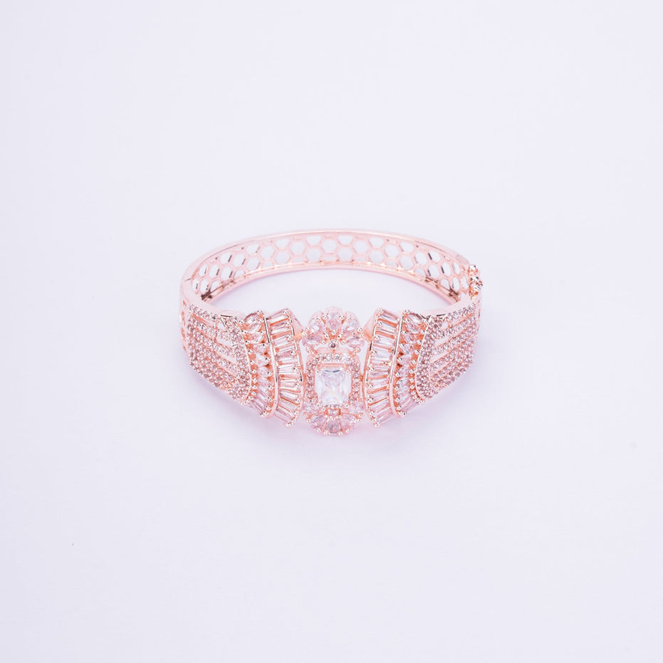 Opal Touch - Timeless White Bracelet - Bracelet