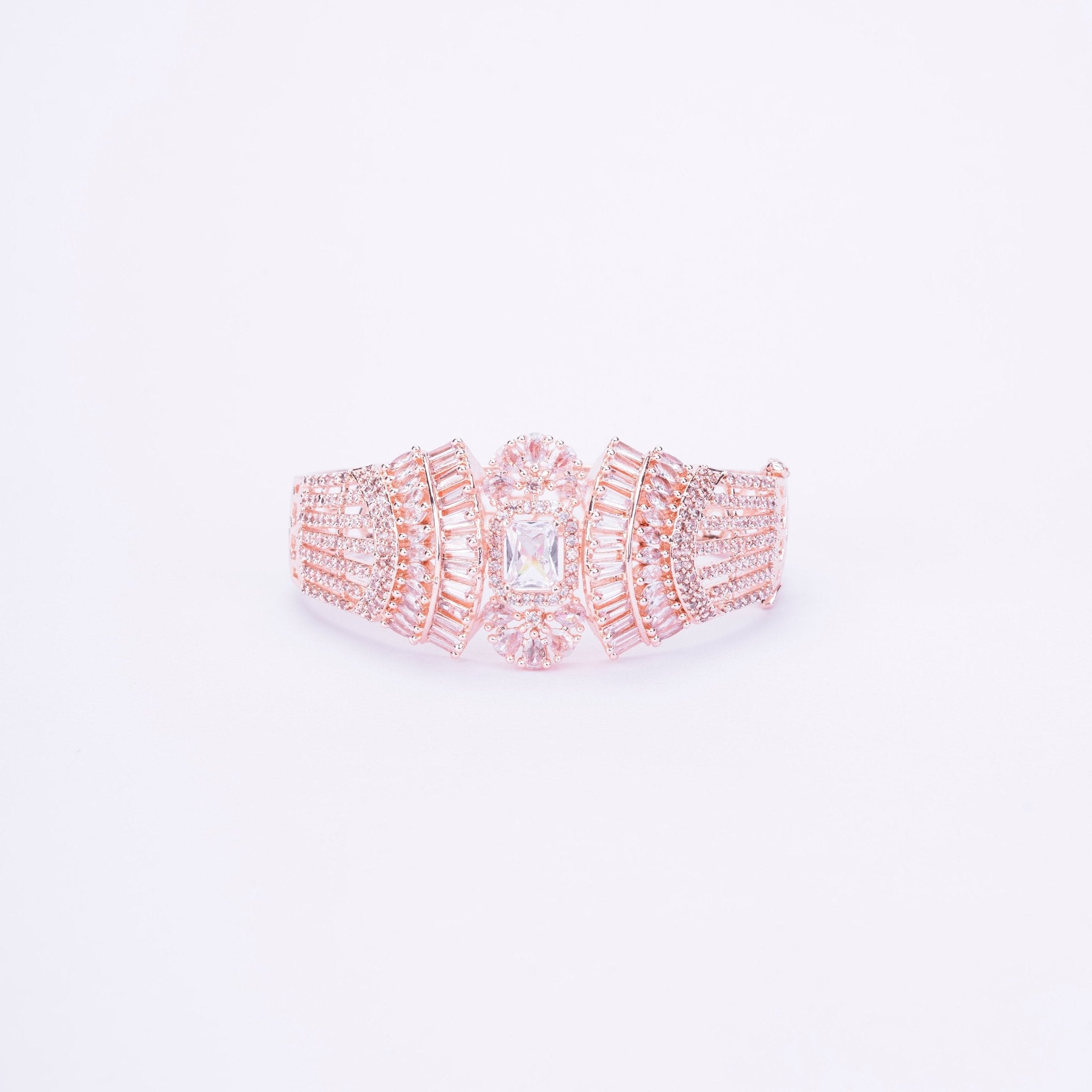 Opal Touch - Timeless White Bracelet - Bracelet
