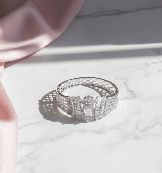 Timeless White Bracelet - Opal Touch
