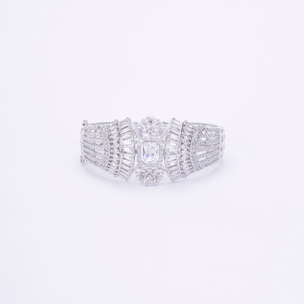 Opal Touch - Timeless White Bracelet - Bracelet