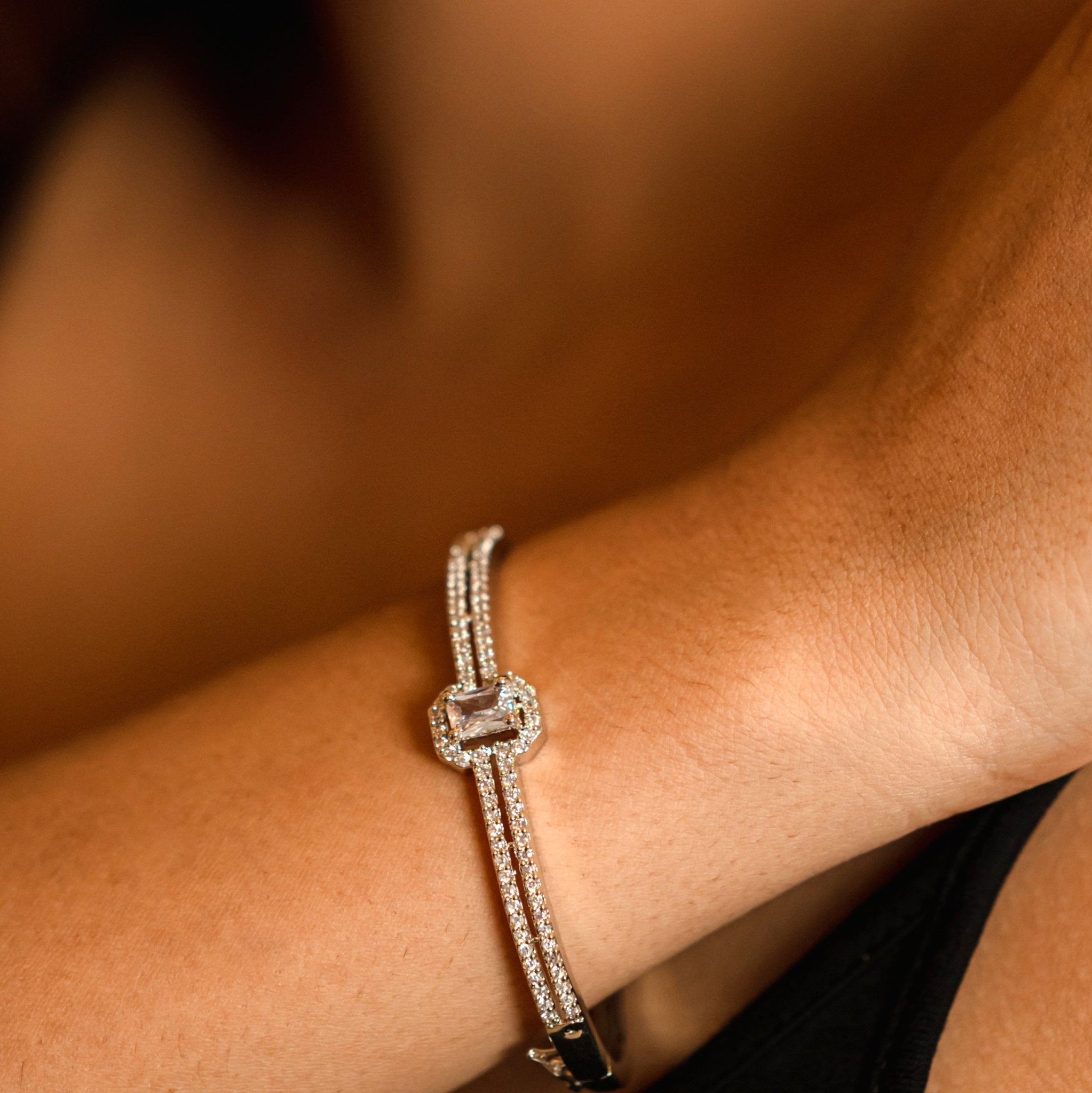 Opal Touch - Timeless White Rhodium Bracelet - Bracelets