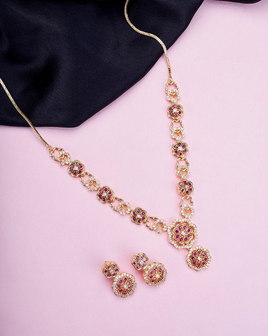 Opal Touch - Traditional Round Gold Plated Necklace Set - Necklace