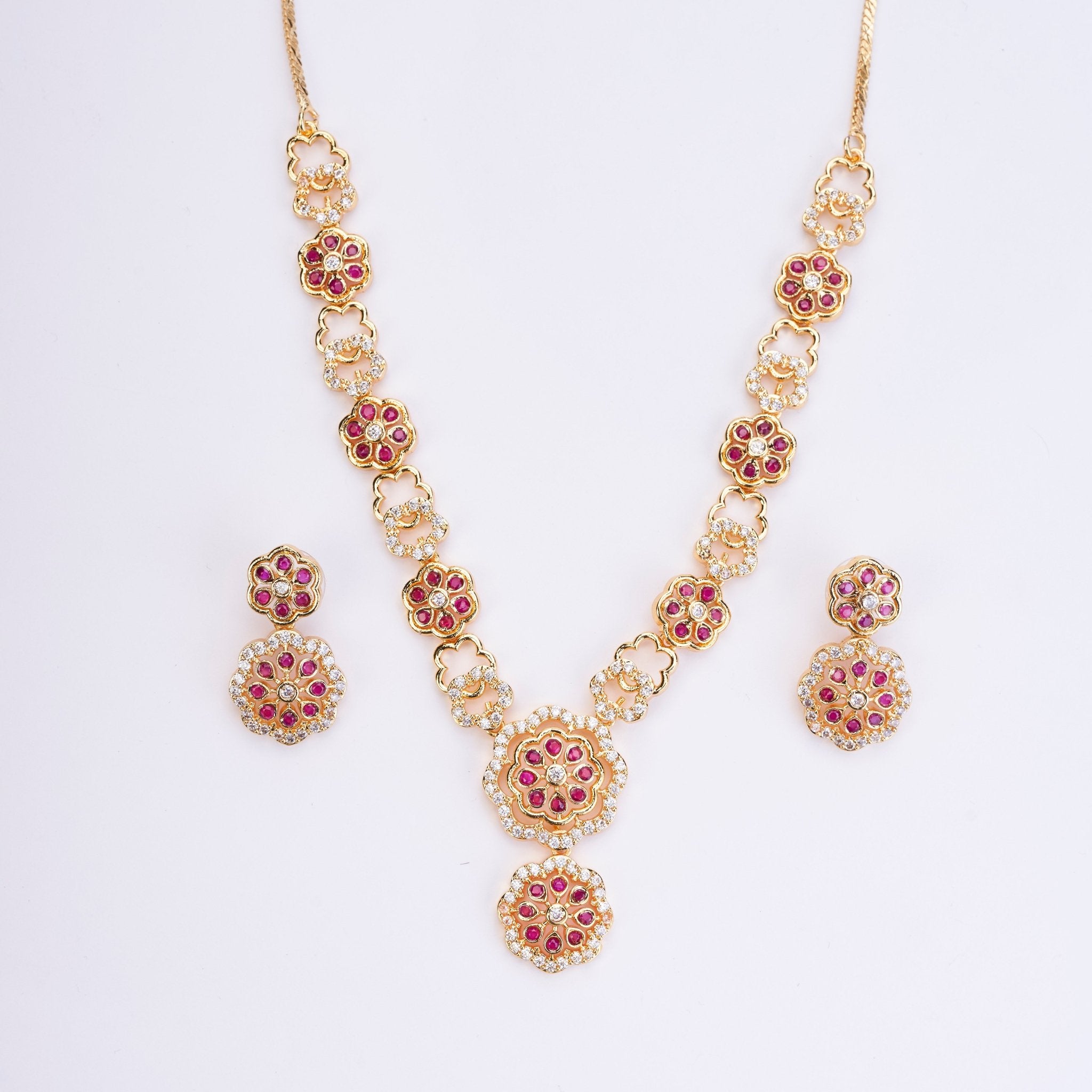 Opal Touch - Traditional Round Gold Plated Necklace Set - Necklace