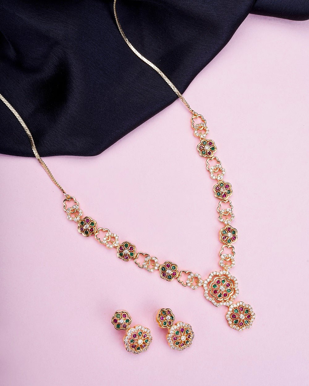 Opal Touch - Traditional Round Gold Plated Necklace Set - Necklace