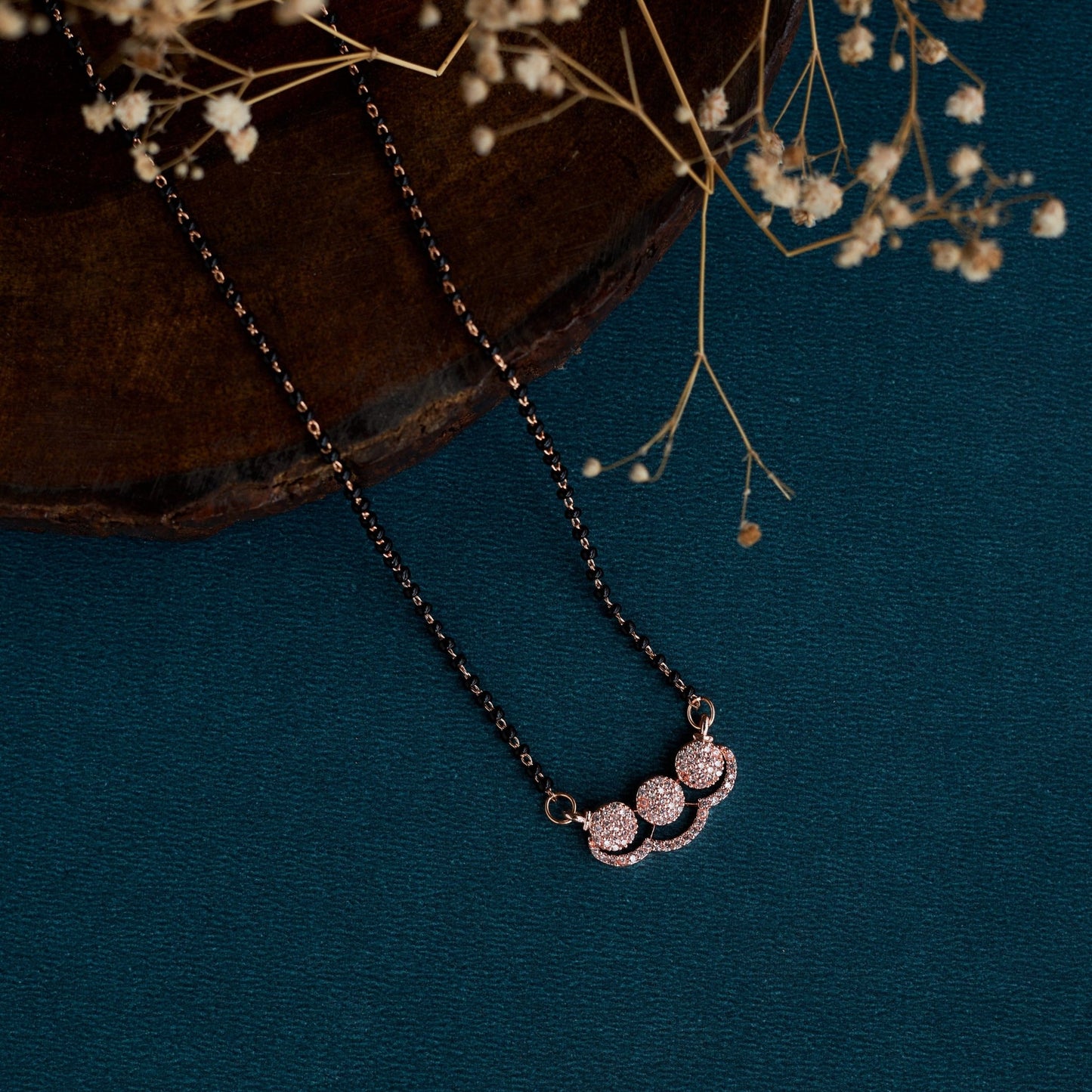 Mangalsutra - Venusian Glow Mangalsutra - Opal Touch