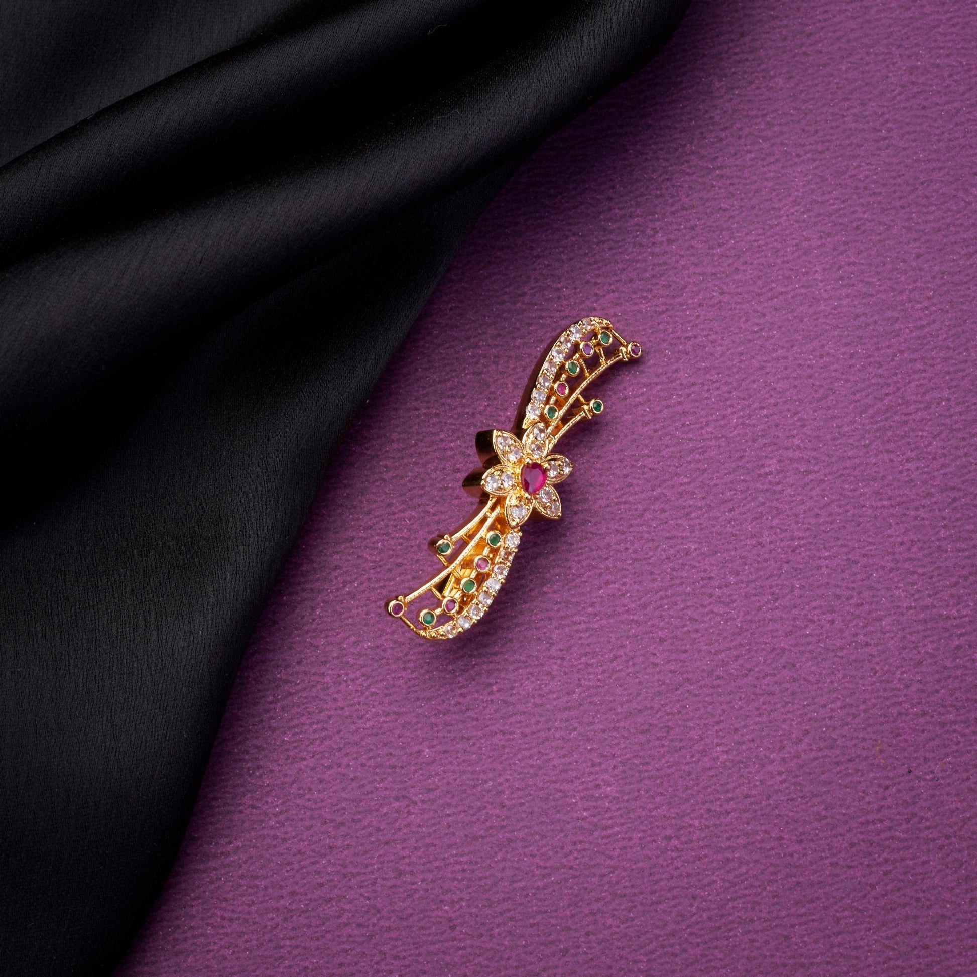 Saree Pin - Vintage Charm Golden Red White Saree Pin - Opal Touch