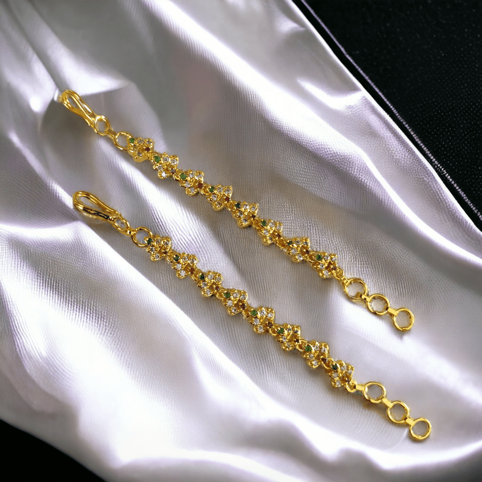 Opal Touch - Vintage Eclat Matil - Red-Green-White Gold Plated - Ear Chain