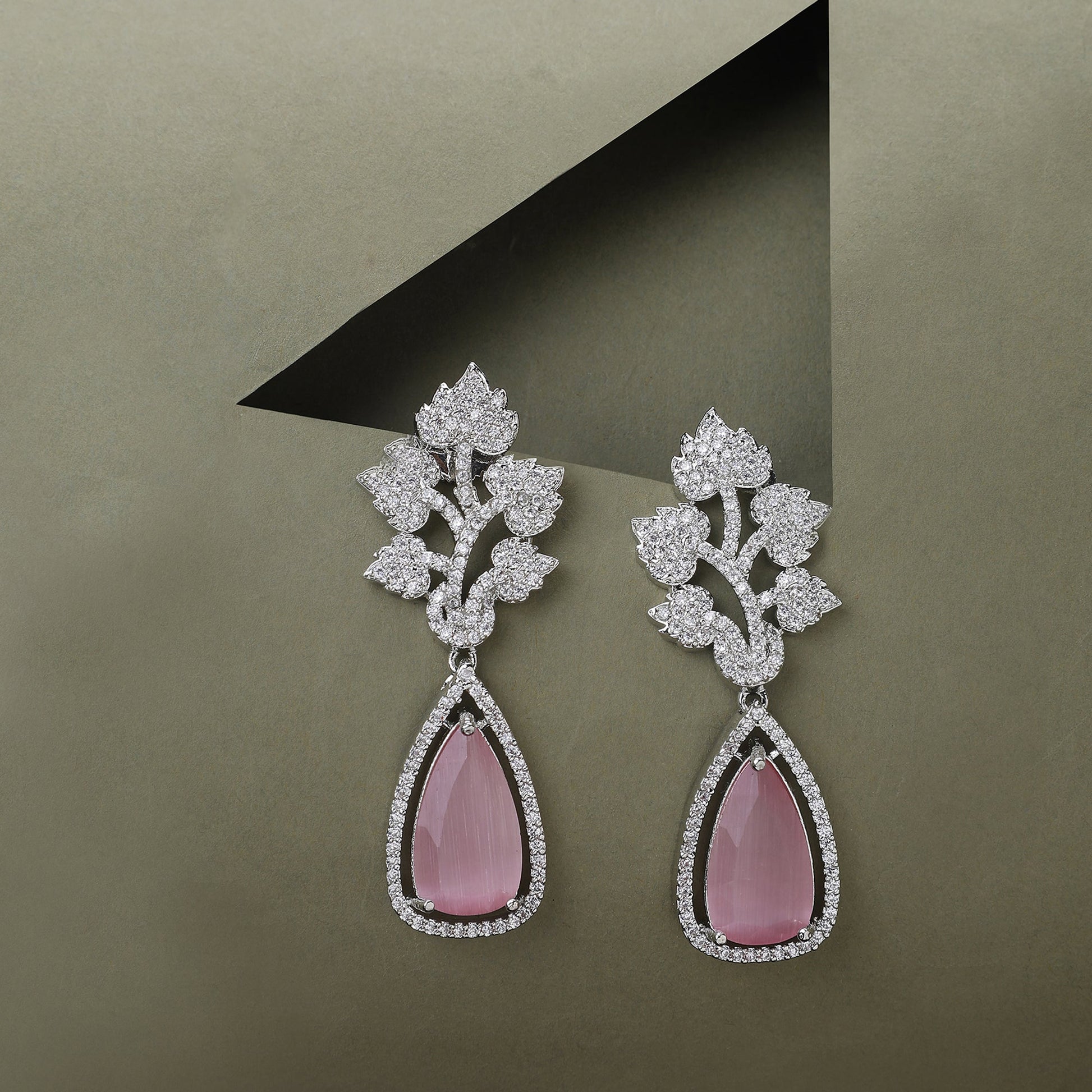 Opal Touch - Vintage Teardrop Earrings - Earrings