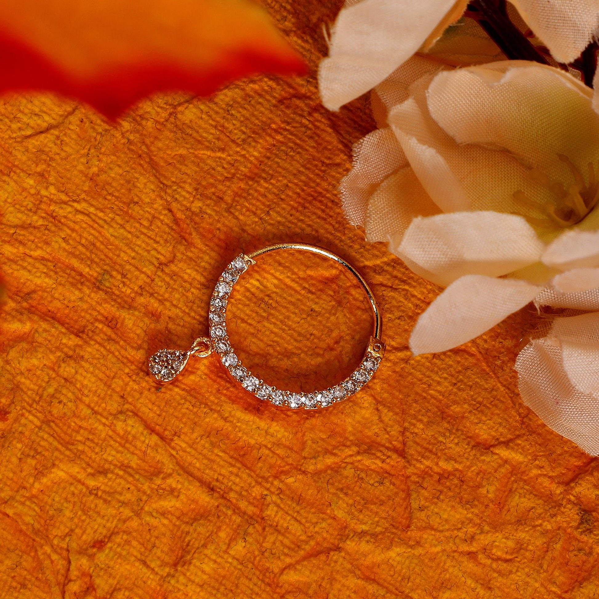 Opal Touch - White Gold Nose Pin - Nose pin