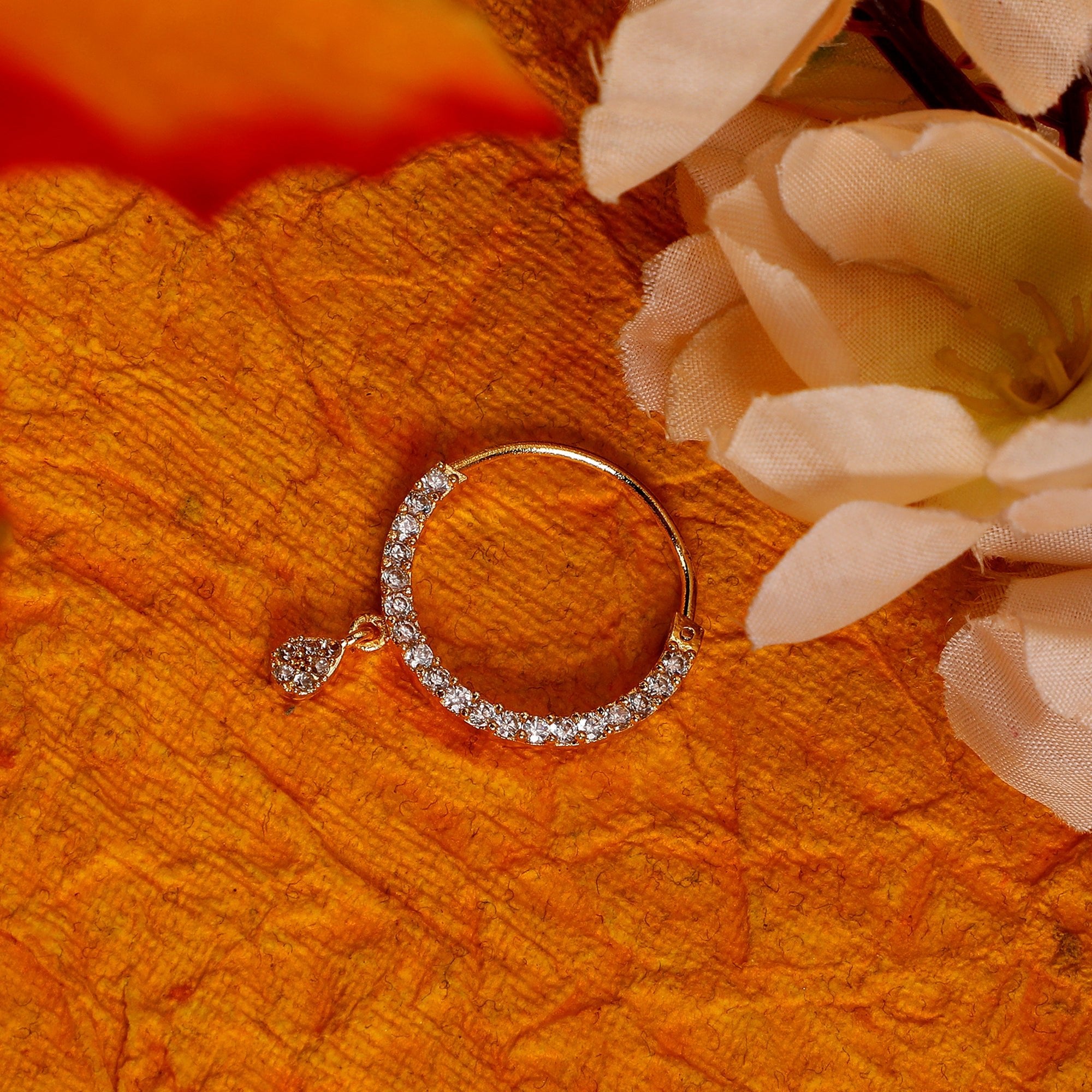 Opal Touch - White Gold Nose Pin - Nose pin